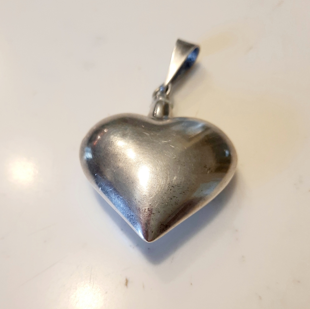 Vintage Silver TAXCO Mexico Puffy 3D Plain Smooth Heart Pendant